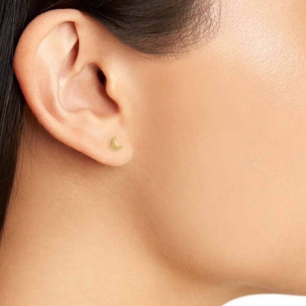 Madewell Stud Earrings - Picture 3 of 6